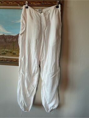 BDG White 100% Linen Jogger Pants